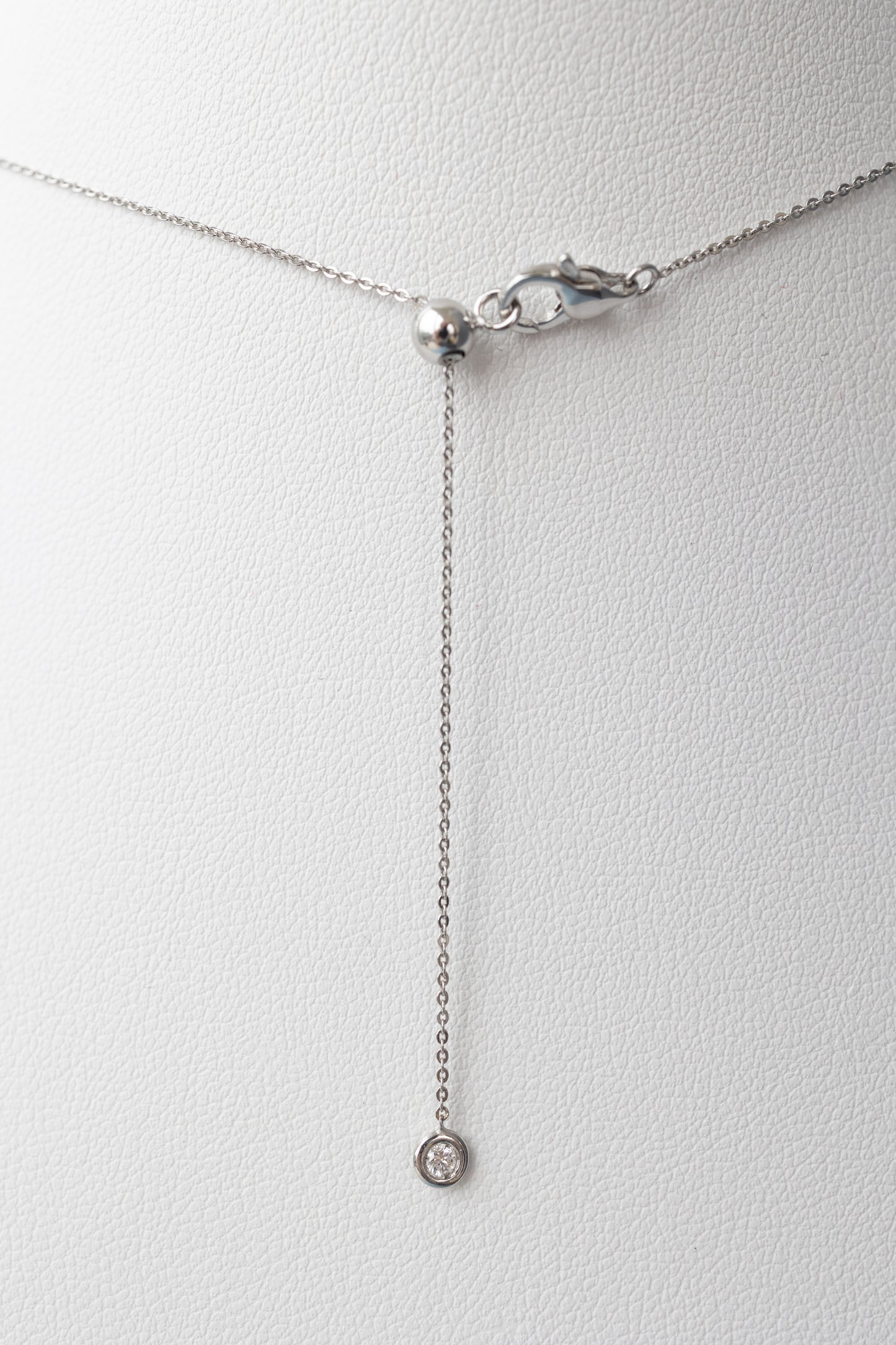 Elegant Sapphire Pendant