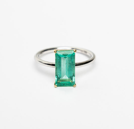 Emerald Pinkie Ring